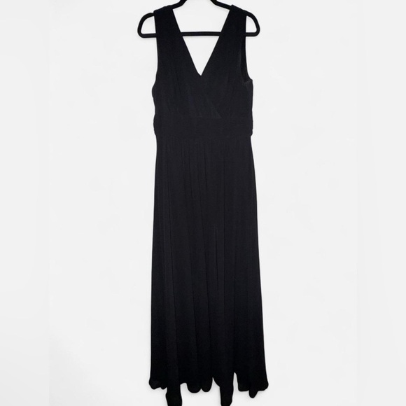 Lulus Dresses & Skirts - Lulu's Black Formal Maxi Dress